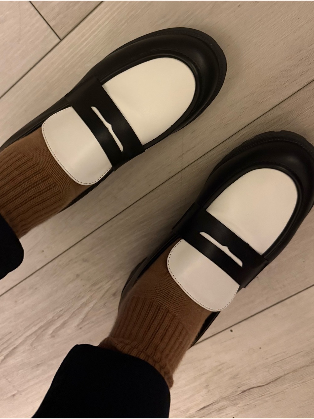 Cushionaire Black and White Reggio Contrast Loafers